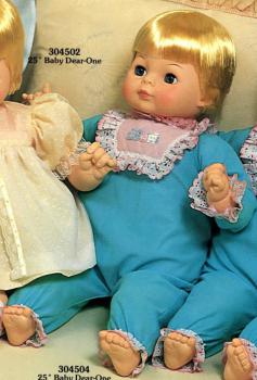 Vogue Dolls - Baby Dear - Teal Onesie - Blonde - Doll